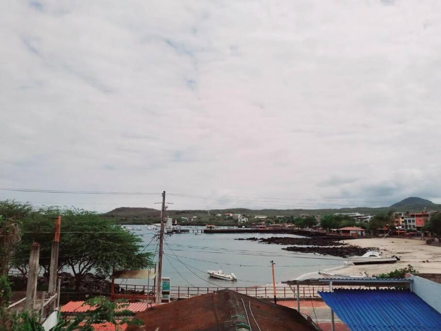 Casa Playa Los Marinos Puerto Baquerizo Moreno Eksteriør bilde